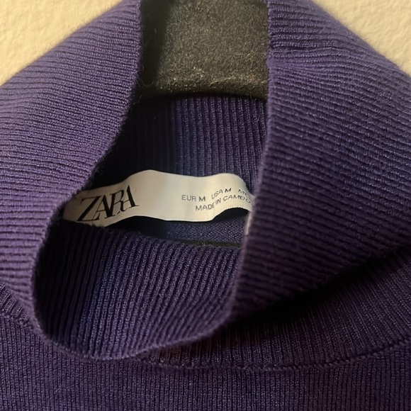 Zara knit blue sweater size M long sleeves like new!!! Mock neck - Picture 2 of 7